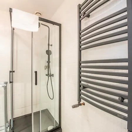 Srednia 16 Apartamento