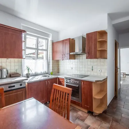 Srednia 16 Apartment