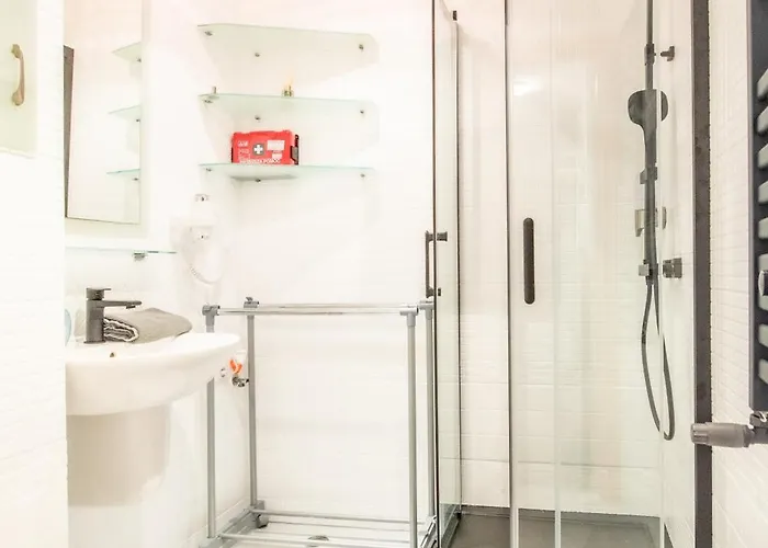 Srednia 16 דירה *